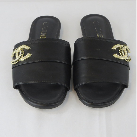 Chanel Black Leather CC Pearl Crystal Logo Slide Sandals Flat Shoes EU 38 US 8 - Picture 12 of 13
